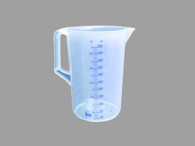 Messbecher – Dosierhilfe für Nährlösungen